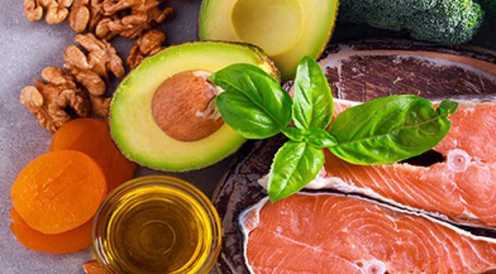 Omega-3 Yağ Asitleri Hangi Besinlerde Bulunur? Omega 3 ve B12 Hangi Besinlerde Bulunur?